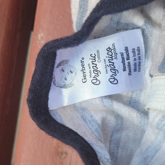 Gerber newborn striped dinosaur onesie - Picture 3 of 6